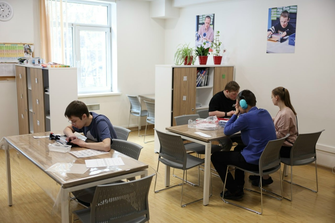 Министр труда и социальной защиты Антон Котяков с рабочей поездкой посетил Иркутскую область.