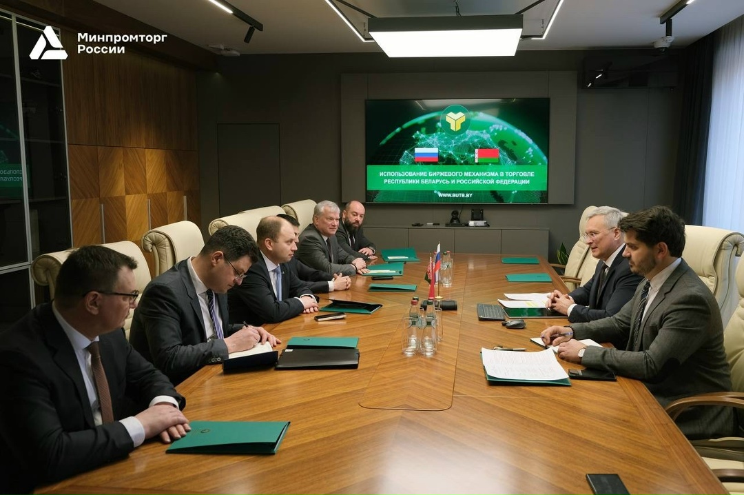 Статс-секретарь – замглавы Минпромторга России Роман Чекушов с рабочей поездкой посетил Республику Беларусь