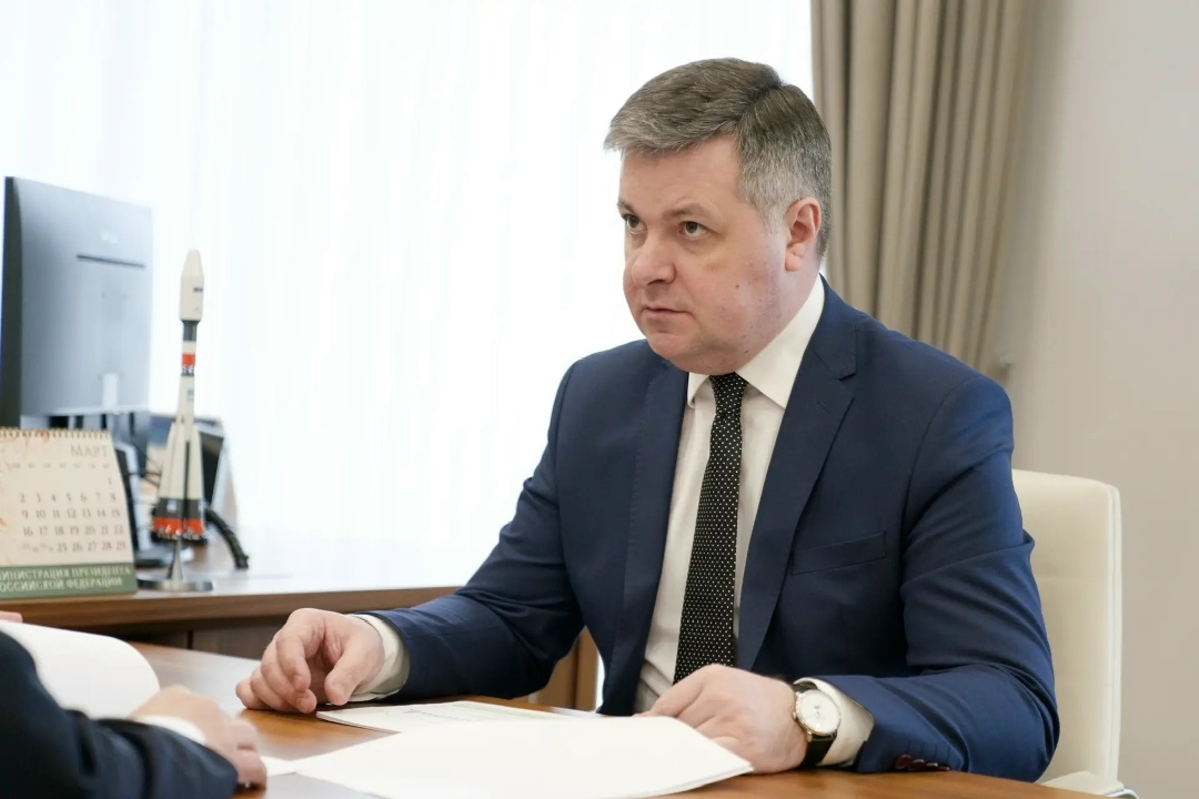 Министр строительства и ЖКХ РФ Ирек Файзуллин провел рабочую встречу с Начальником Управления Президента РФ по вопросам формирования и деятельности…