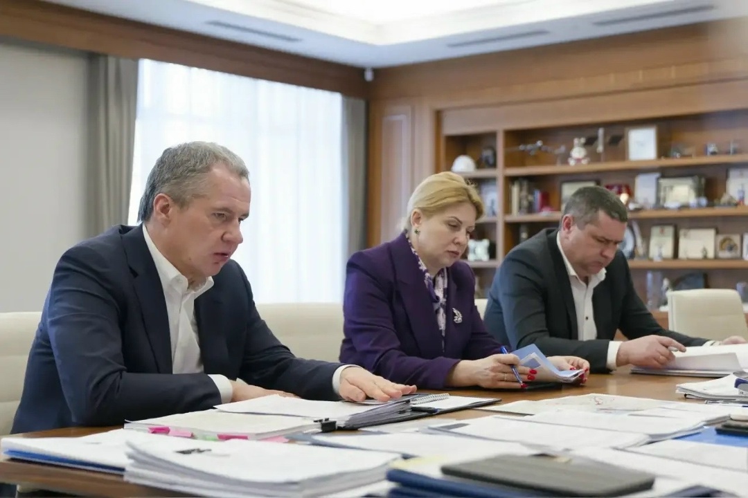 Глава Минстроя России провел рабочее совещание по вопросам обеспечения теплоснабжения и прохождения отопительного периода в Белгородской области