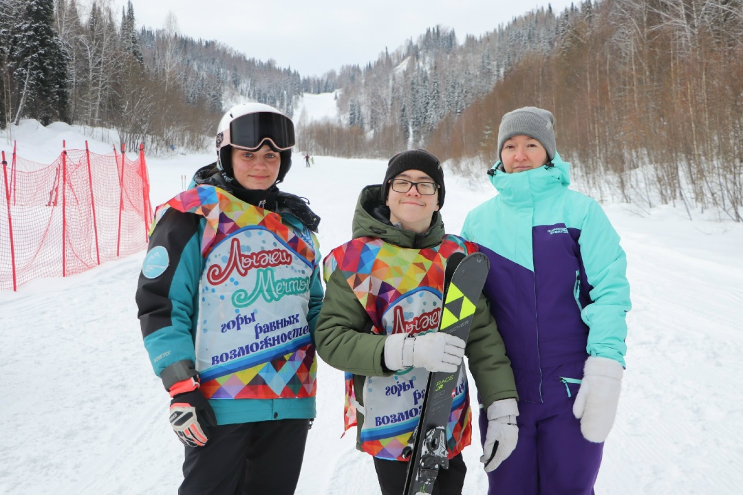 На лыжах к здоровью! Открыли новый сезон «Лиги мечты» на горе Югус в Междуреченске