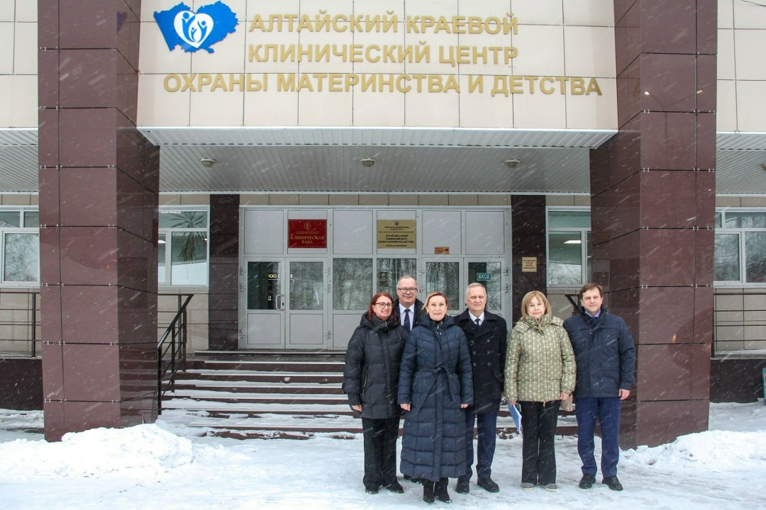 Делегация Совета Федерации во главе с заместителем Председателя СФ Инной Святенко ознакомилась в Алтайском крае с реализацией программ реабилитации и…