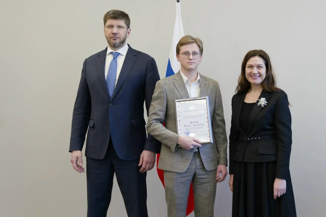 Сотрудники Минстроя России награждены за помощь Курской области