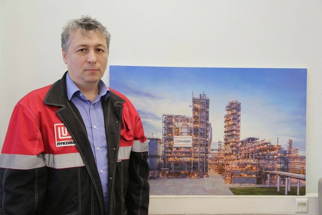 Красота — в деталях! Сергей Маклаков — специалист по дизайну информационных материалов Нижегородского НПЗ ЛУКОЙЛа — в свободное от работы время берётся за…