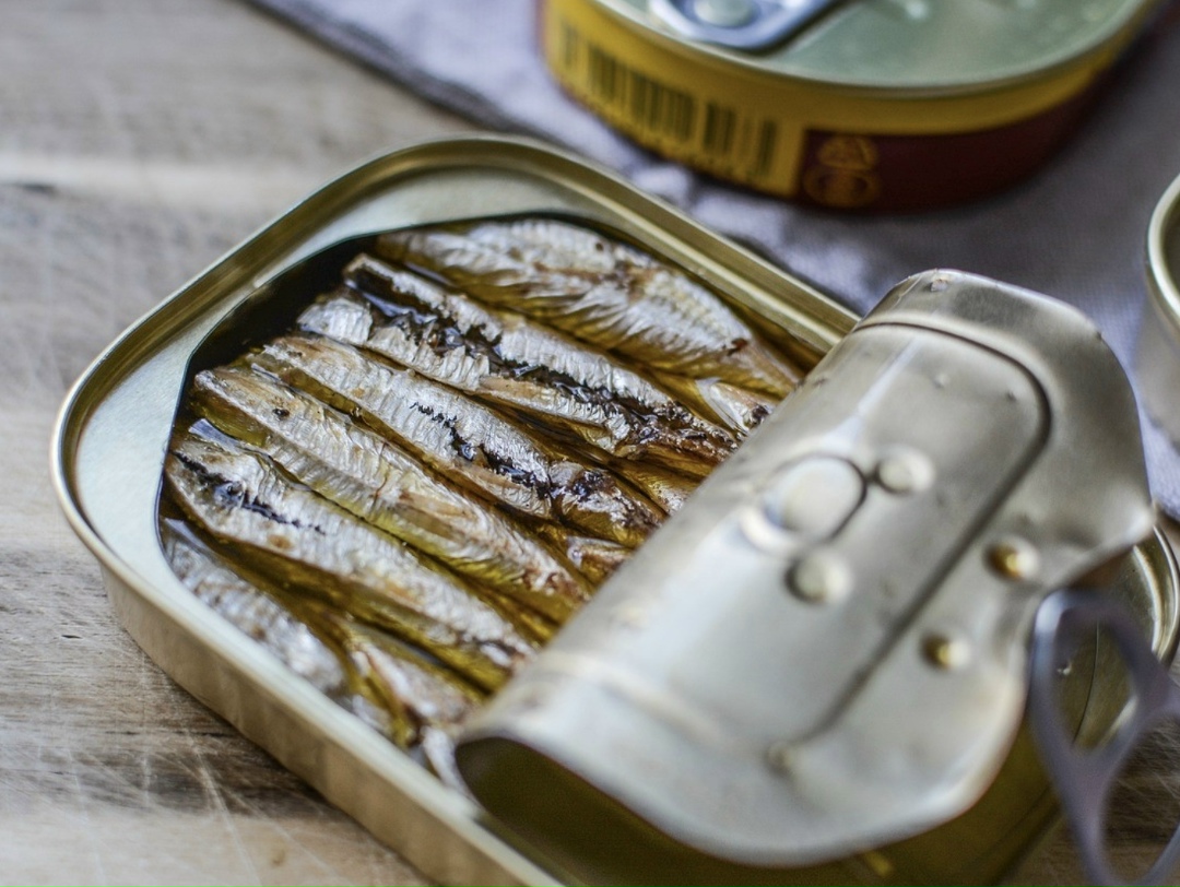 В прошлом году экспортных рыбных консервов из России вырос на 19% относительно 2024-го и составил $77 млн. В натуральном выражении отгрузки превысили 24 тыс