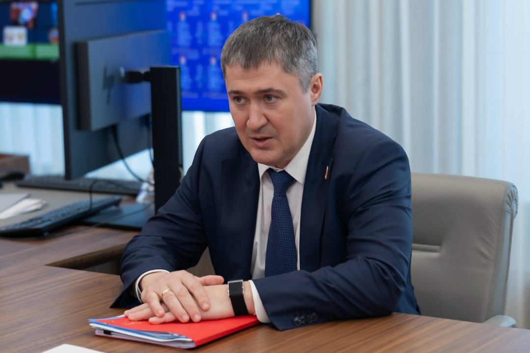 Дмитрий Патрушев встретился с губернатором Пермского края Дмитрием Махониным.