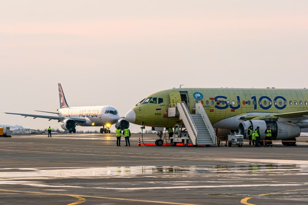 МС-21-310 уже в Архангельске Еще один импортозамещенный самолет пролетел 1300 км для сертификационных испытаний в естественных условиях обледенения.