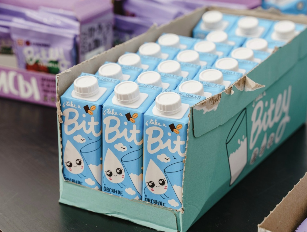 В 2025 году продажи растительных альтернатив молоку выросли на 16,9% относительно 2024-го, жидким десертам — на 23,5%, сливкам — плюс 38,6%. В целом категория…