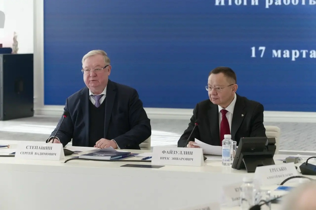 Глава Минстроя России выступил на заседании Общественного совета при Минстрое России