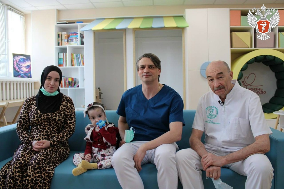 В федеральном центре Минздрава России врачи установили искусственный левый желудочек сердца двухлетнему ребенку