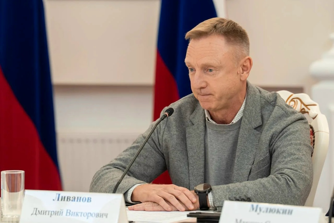 Валерий Фальков провел стратсессию по обсуждению ключевых показателей эффективности внедрения ИИ в сфере науки и образования.