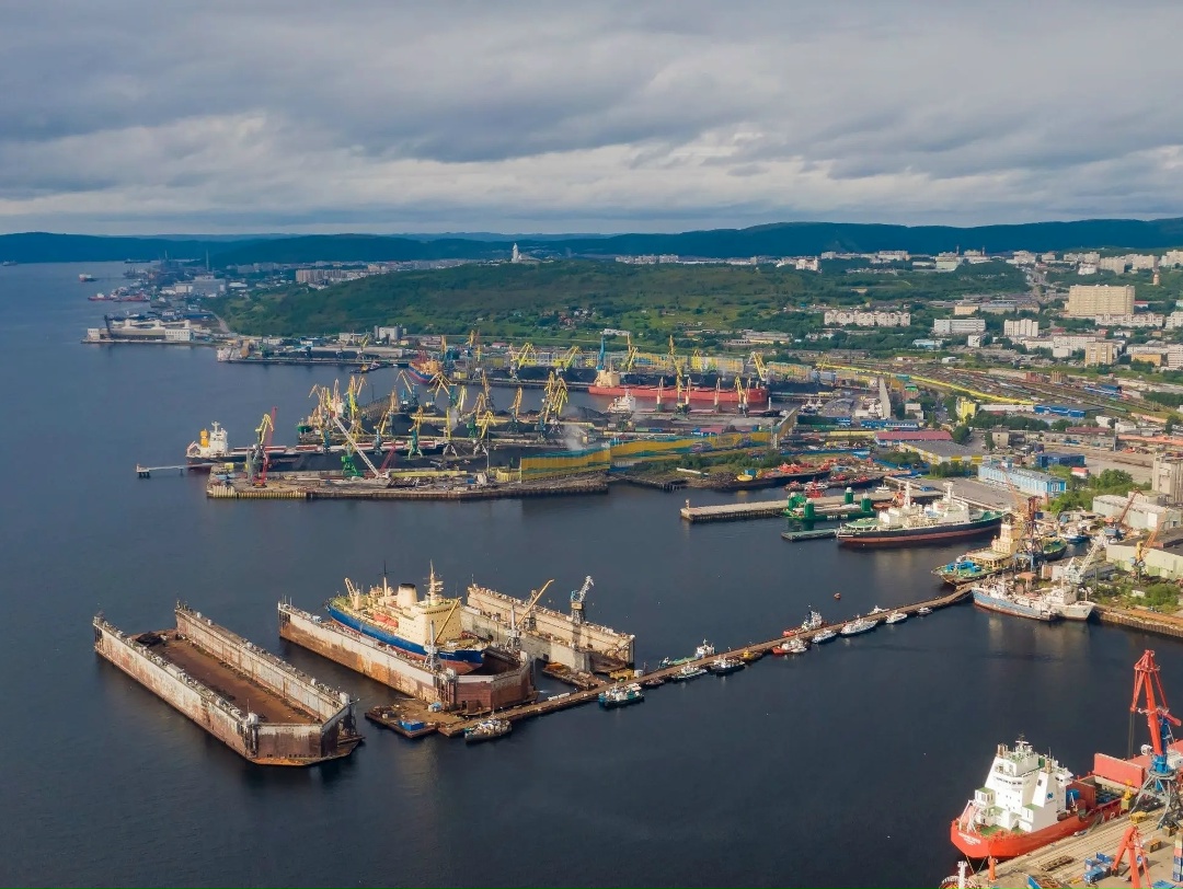 Росморречфлот продолжает работу по повышению эффективности и развитию морского и внутреннего водного транспорта, обеспечению безопасности судоходства,…