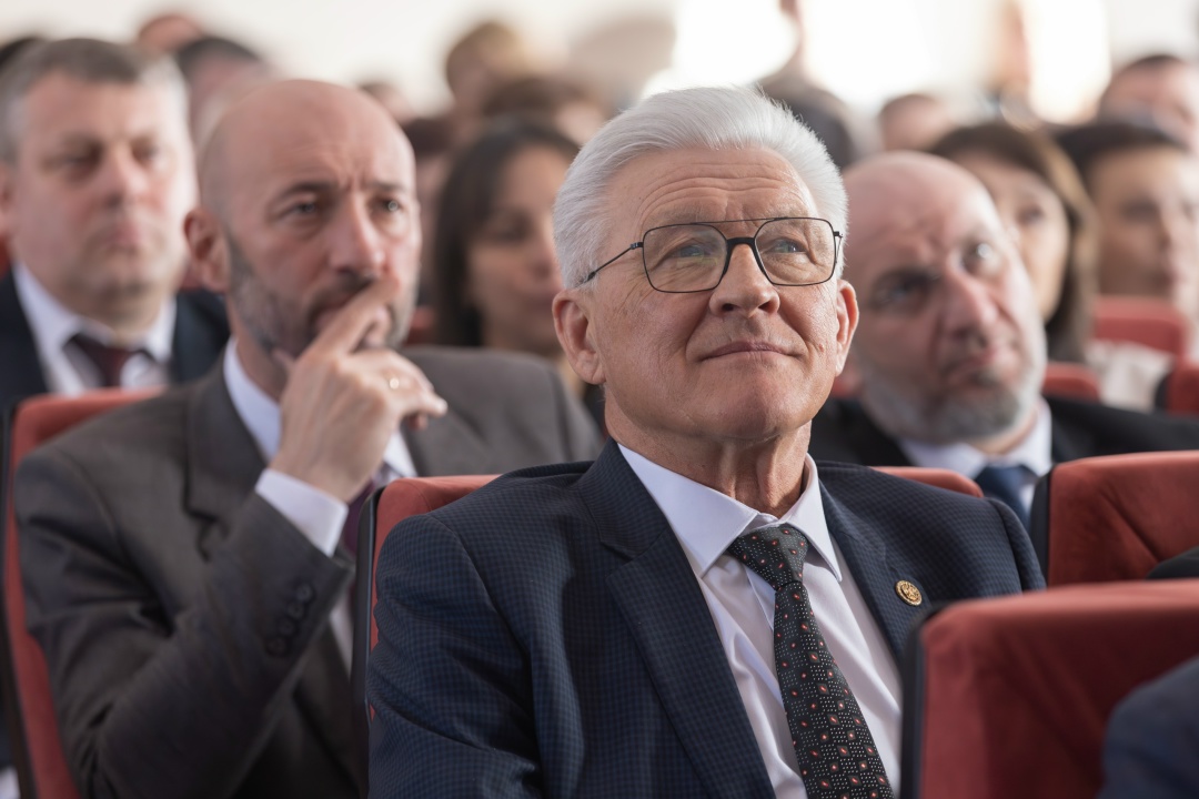 Дмитрий Патрушев: Росгидромет входит в число мировых лидеров среди национальных метеорологических служб.