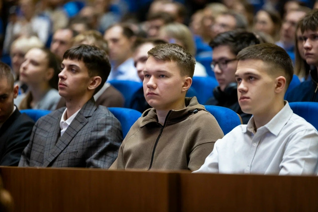 В Минэнерго обсудили настоящее и будущее электроэнергетики