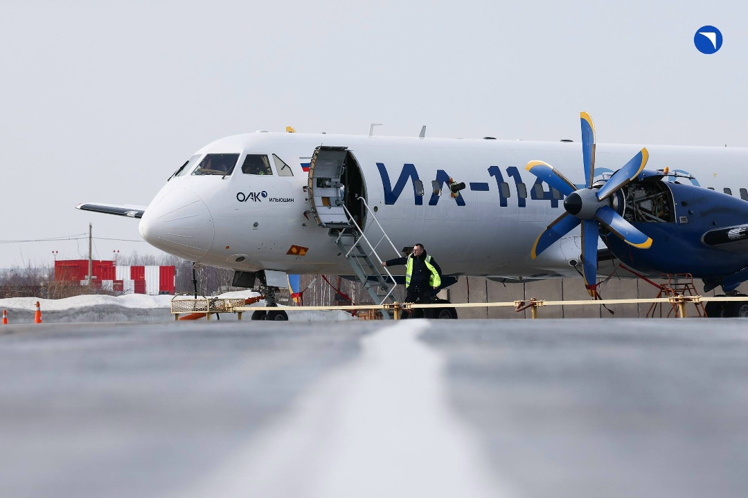 Ил-114-300, МС-21 и «Суперджет» ищут лед в Архангельске