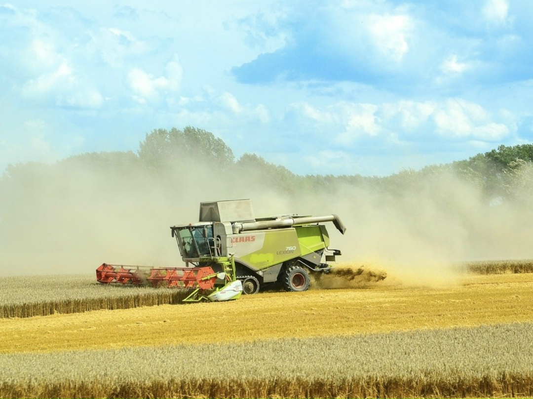 Правительство внесло в Госдуму законопроект о предоставлении Гостехнадзору права проводить рейды с проверками самоходных машин в местах их эксплуатации,…