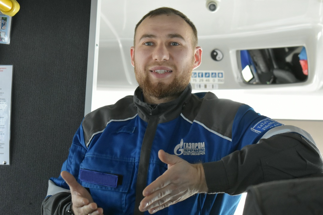 ЭКСКУРСИЯ ДЛЯ БУДУЩИХ ИНЖЕНЕРОВ На Амурском ГПЗ побывали участники регионального конкурса «Сам себе инженер»