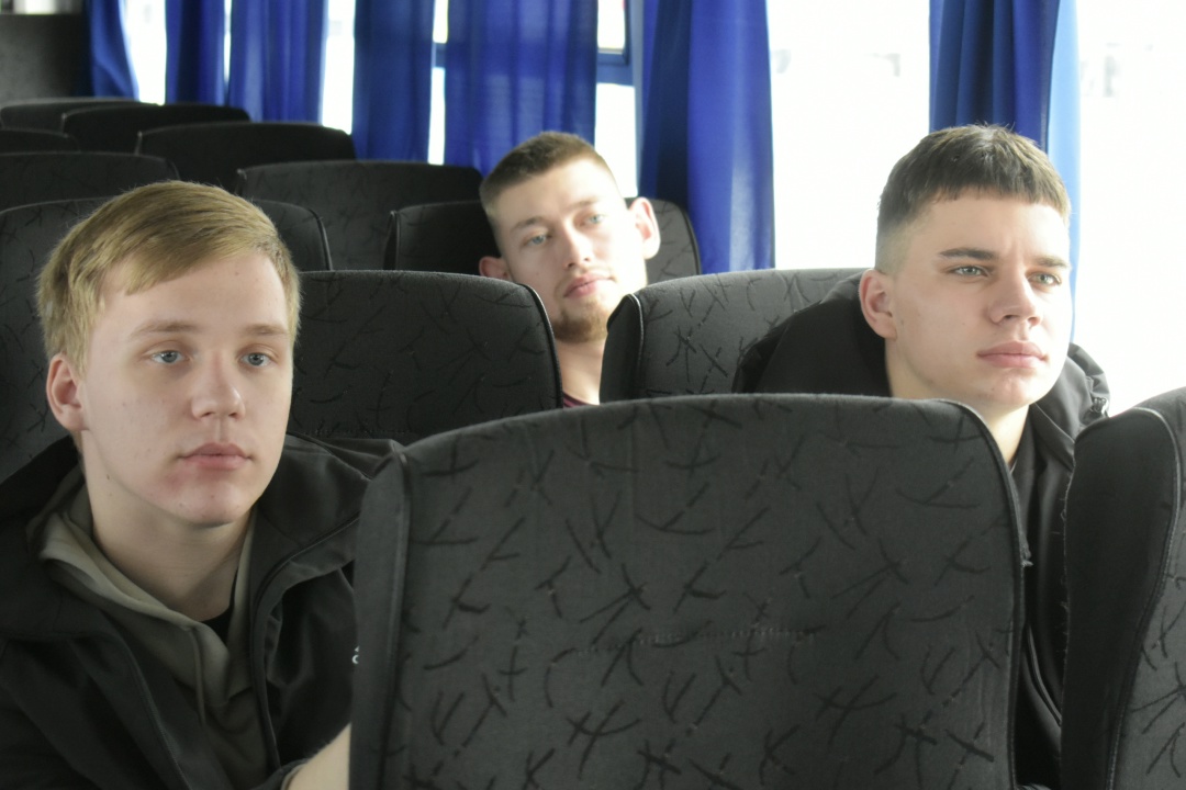 ЭКСКУРСИЯ ДЛЯ БУДУЩИХ ИНЖЕНЕРОВ На Амурском ГПЗ побывали участники регионального конкурса «Сам себе инженер»