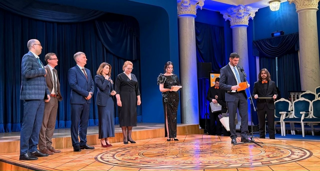 Петр Конюшенко принял участие в церемонии награждения премии «Лидер энергосбытового сервиса»