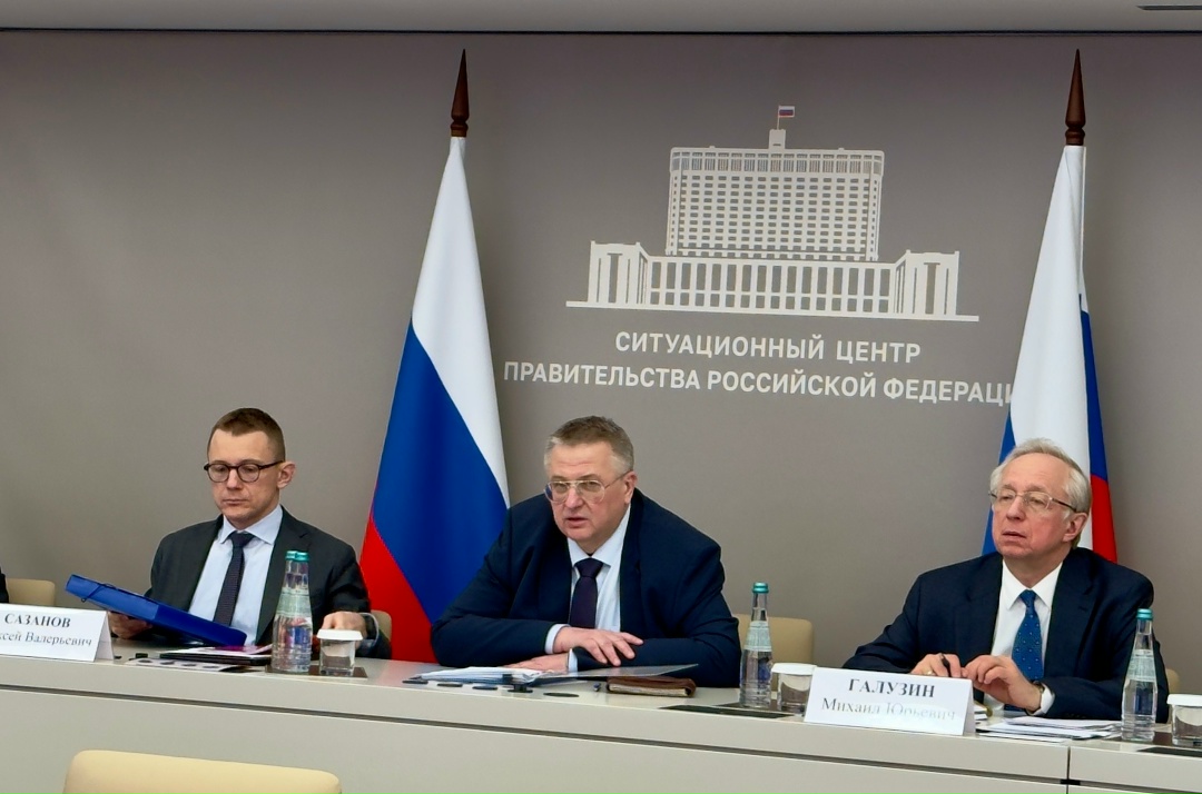 Алексей Оверчук встретился первым заместителем председателя кабинета министров Киргизии Данияром Амангельдиевым.