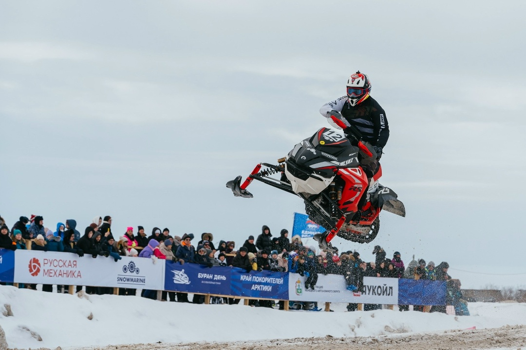 Буран эмоций В Ненецком автономном округе ЛУКОЙЛ помог организовать юбилейный праздник коренных народов Севера - «Буран‑День».