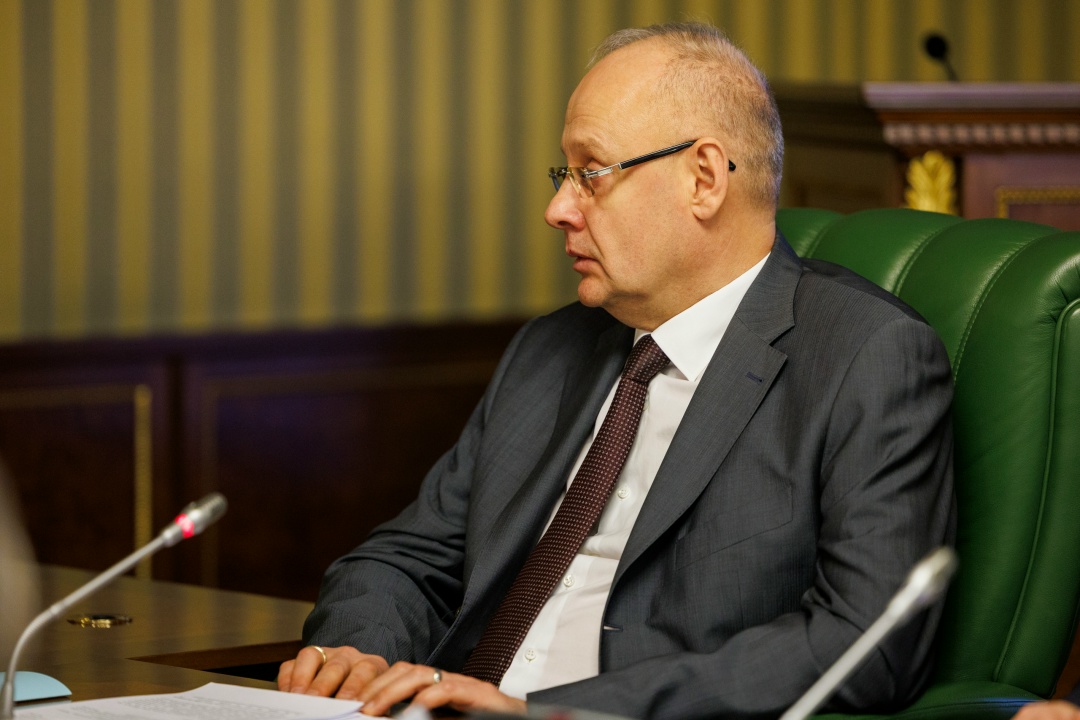 Виталий Савельев провел заседание оргкомитета первого Международного транспортно-логистического форума.