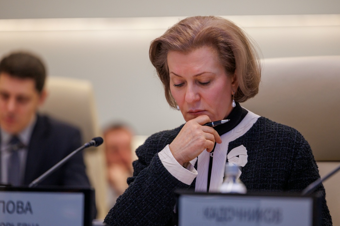 Виталий Савельев: Восстановление пострадавших от разлива мазута пляжей необходимо завершить к 1 июня.