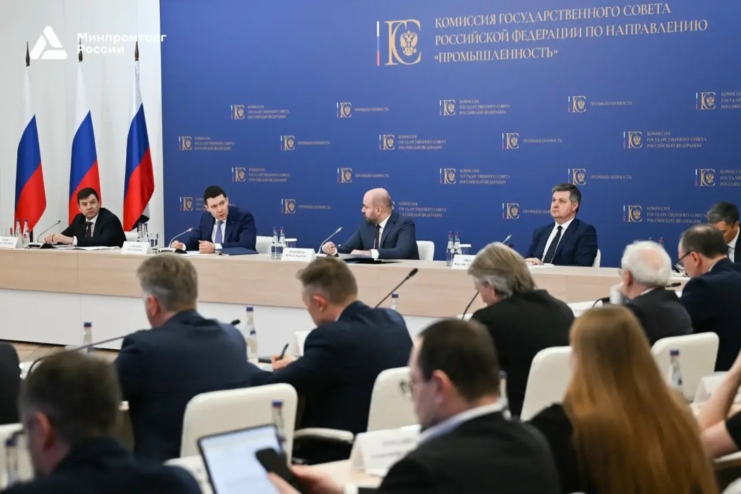 ️Антон Алиханов: «В биоэкономику необходимо интегрировать ИИ и технологии обработки больших данных»