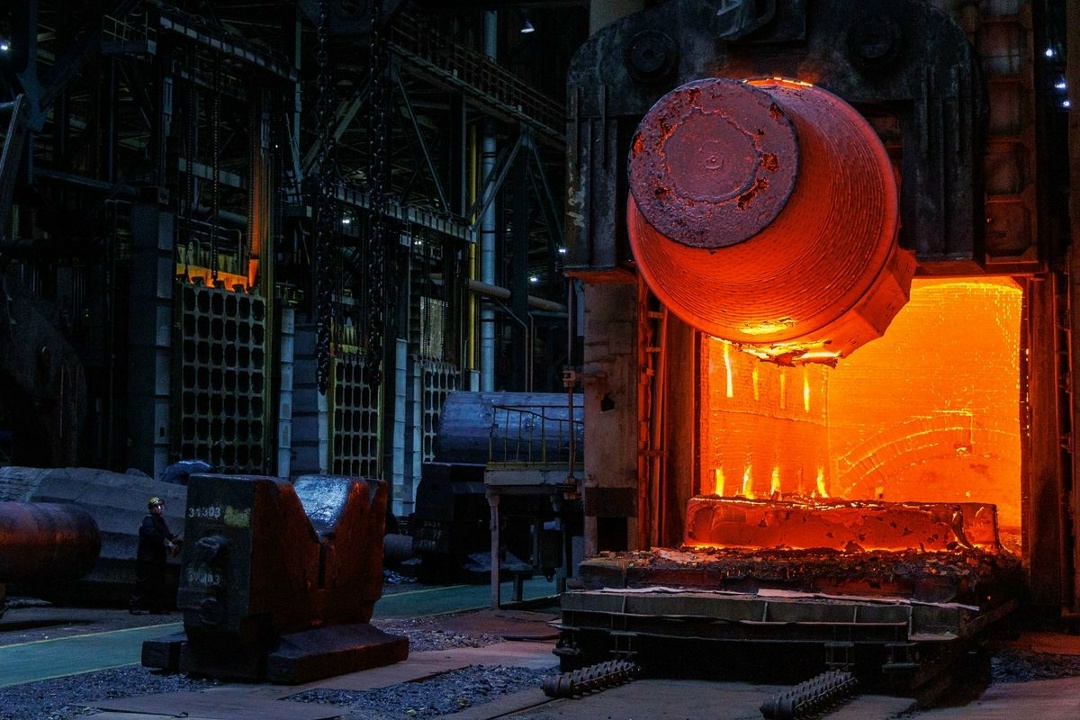 На предприятии «АЭМ-Спецсталь» (входит в Машиностроительный дивизион «Росатома») началось производство новейшего реактора ВВЭР-ТОИ для третьего энергоблока…