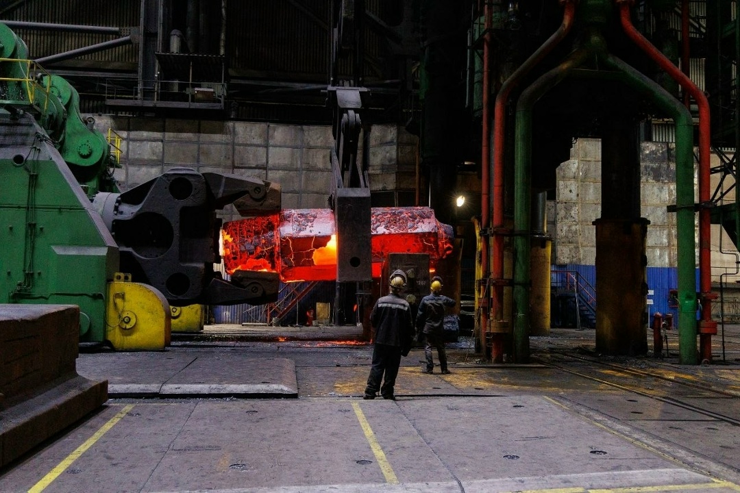 На предприятии «АЭМ-Спецсталь» (входит в Машиностроительный дивизион «Росатома») началось производство новейшего реактора ВВЭР-ТОИ для третьего энергоблока…