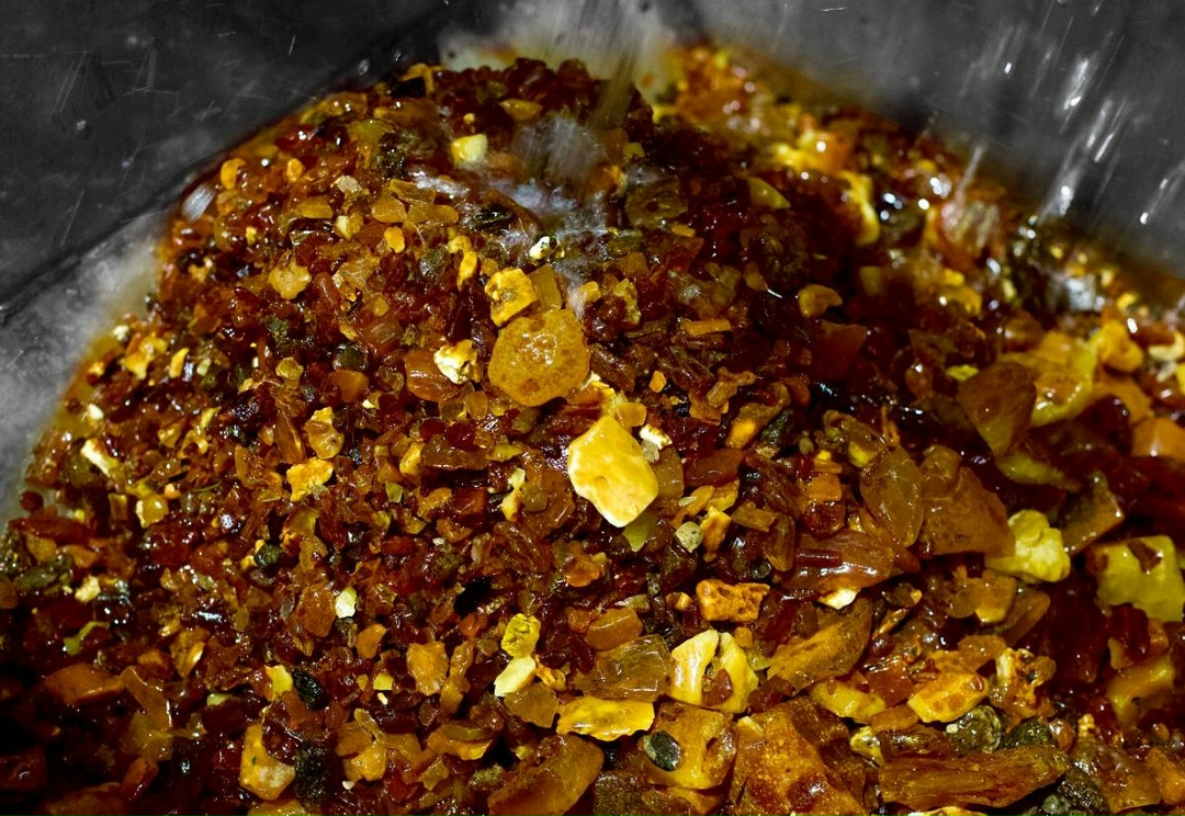 Янтарный комбинат Ростеха открыл 50-й сезон добычи