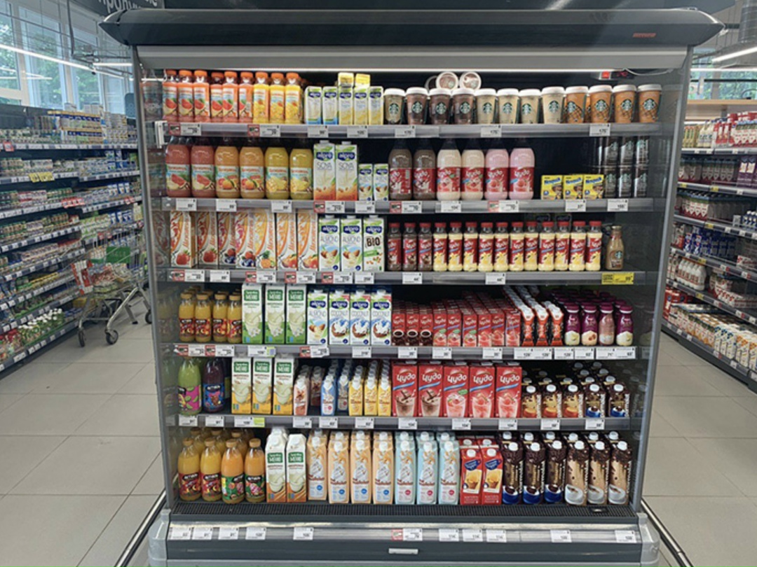 Продажи пакетированных молочных коктейлей в рознице с января по февраль 2026 года выросли почти на 30% год к году, до 26,7 млн л