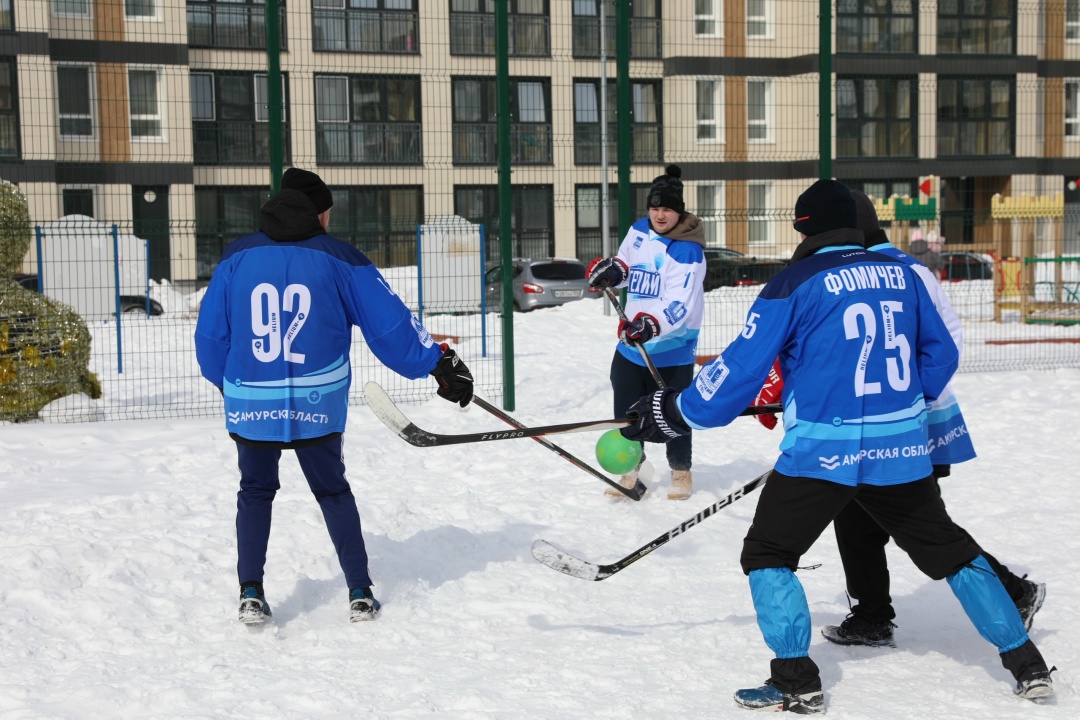 ТРЕНИРОВКА ХОККЕИСТОВ Наша хоккейная команда «Гелий» отлично выступила в Южно-Сахалинске, на зимней Спартакиаде дальневосточных компаний Группы "Газпром"