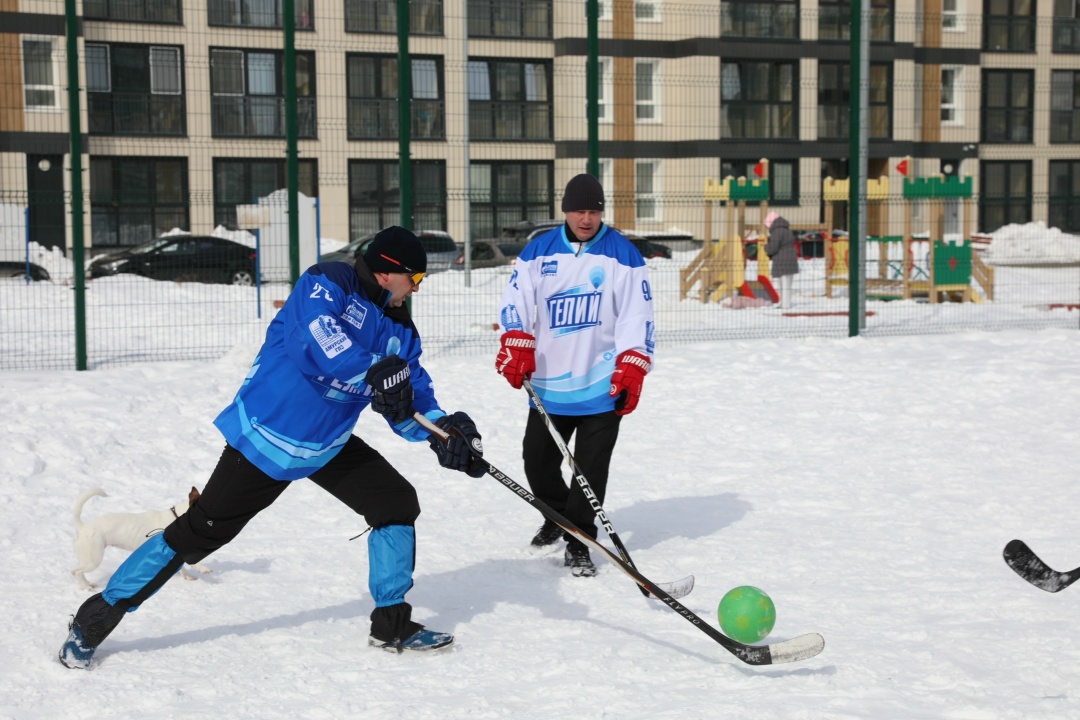 ТРЕНИРОВКА ХОККЕИСТОВ Наша хоккейная команда «Гелий» отлично выступила в Южно-Сахалинске, на зимней Спартакиаде дальневосточных компаний Группы "Газпром"
