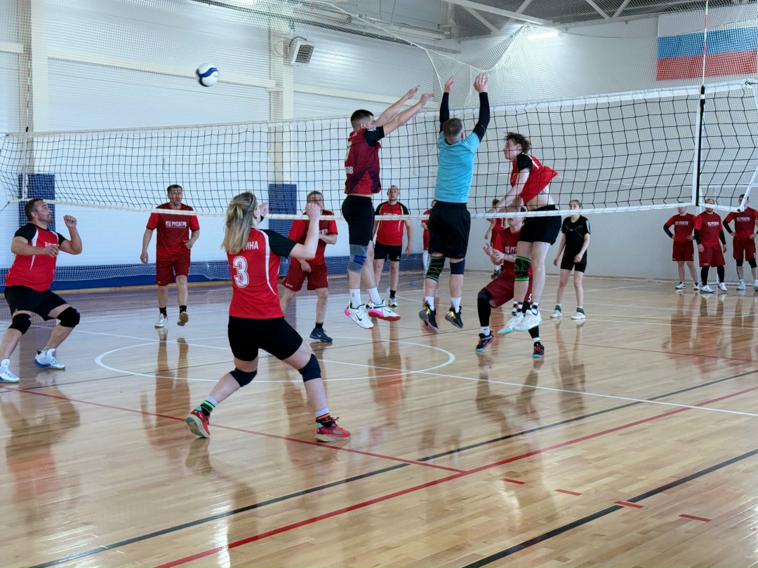 Первая встреча в этом году и особенно жаркая.
В Тамбове стартовали отборочные соревнования по командным видам спорта