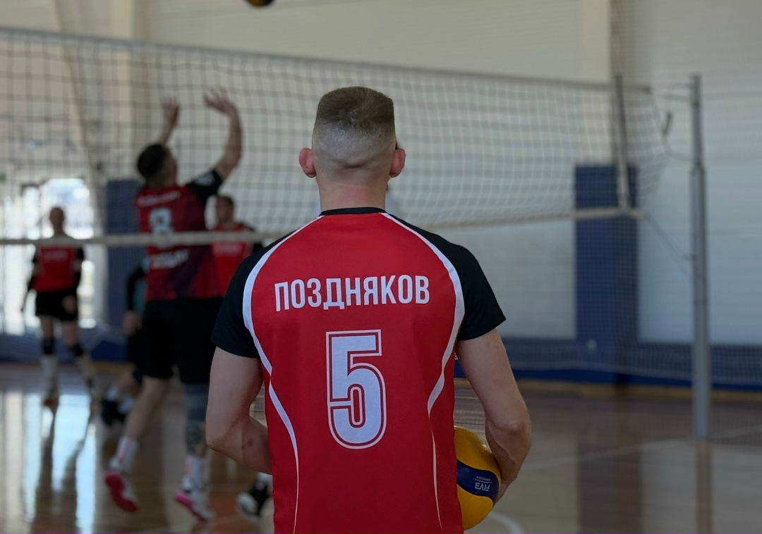 Первая встреча в этом году и особенно жаркая.
В Тамбове стартовали отборочные соревнования по командным видам спорта