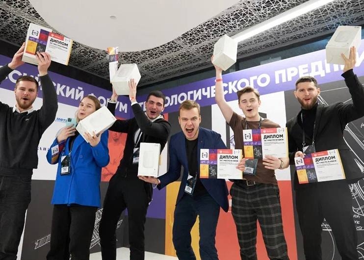 Дмитрий Чернышенко: На конкурс «Студенческий стартап» поступило 12,6 тыс. заявок – на тысячу больше, чем в 2025 году.