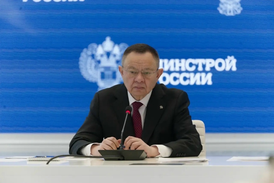 В Минстрое России прошло еженедельное оперативное совещание под председательством Министра строительства и ЖКХ РФ Ирека Файзуллина