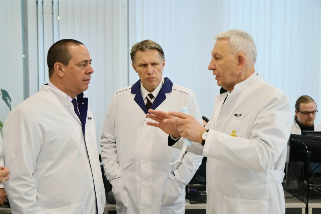 Михаил Мурашко провел встречу с вице-премьером Кубы Оскаром Перес-Оливой Фрагой