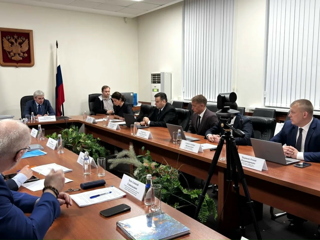 В Ростехнадзоре под председательством Руководителя Службы Александра Трембицкого в рамках Соглашения о взаимодействии прошло совещание с руководством ООО УК…