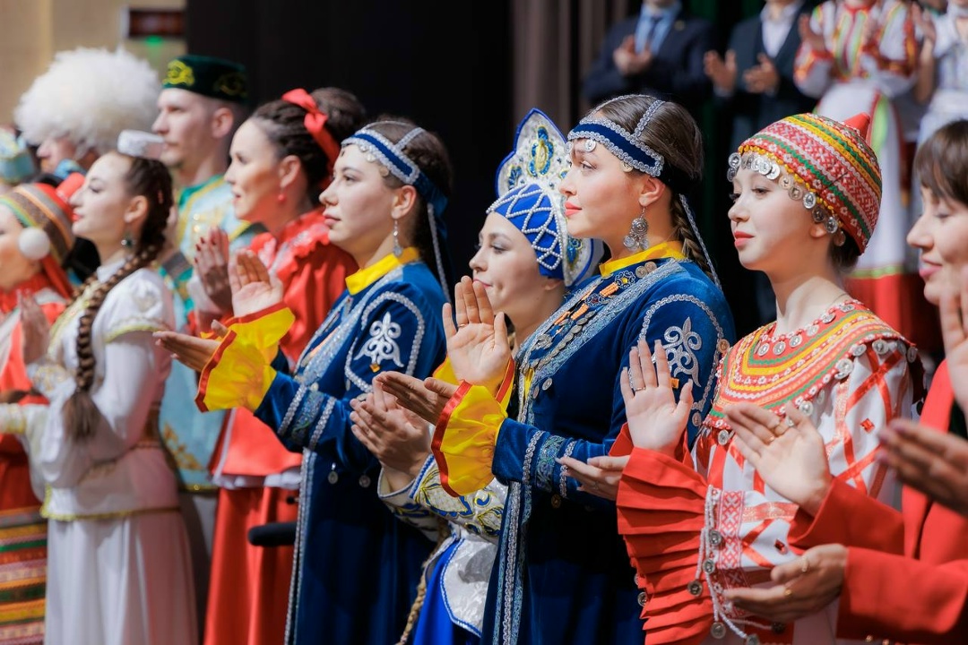 Сцена, которая объединяет Работники Компании — большая творческая семья! Это еще раз доказал «Фестиваль талантов», организованный Татнефть-Профсоюзом.