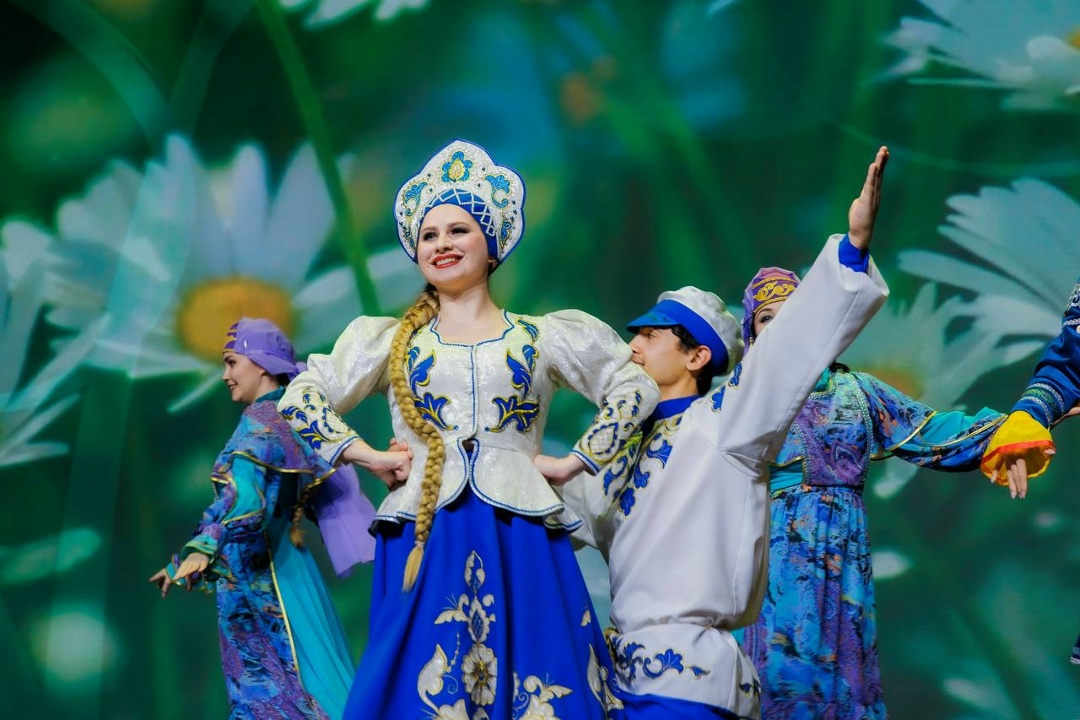 Сцена, которая объединяет Работники Компании — большая творческая семья! Это еще раз доказал «Фестиваль талантов», организованный Татнефть-Профсоюзом.