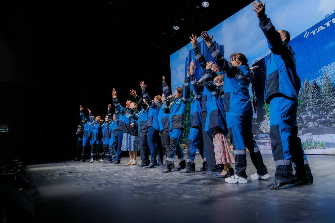 Сцена, которая объединяет Работники Компании — большая творческая семья! Это еще раз доказал «Фестиваль талантов», организованный Татнефть-Профсоюзом.