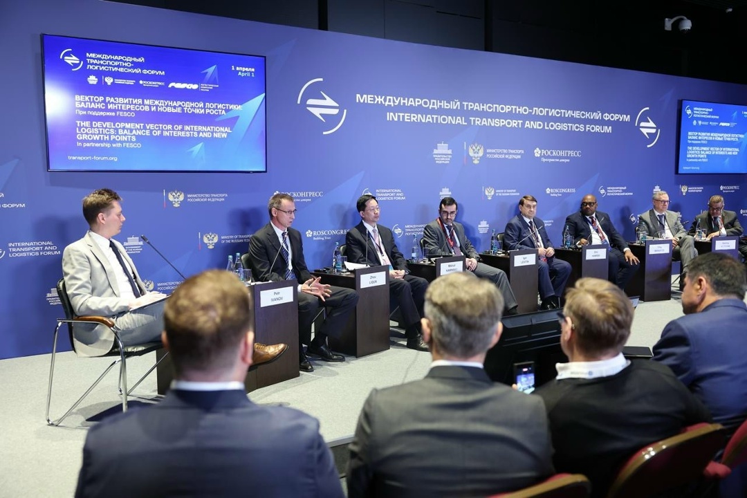 Сегодня местом притяжения стала северная столица России