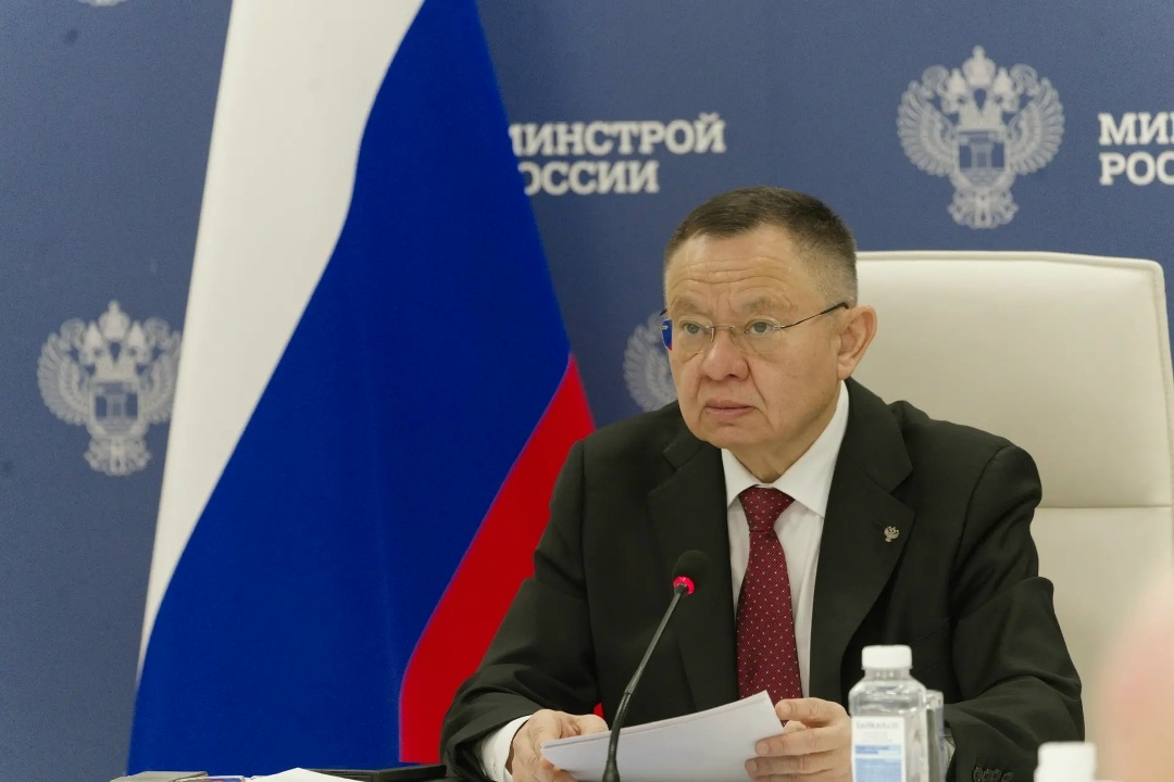 Глава Минстроя России Ирек Файзуллин провел еженедельное совещание с регионами и главными распорядителями бюджетных средств (ГРБС)