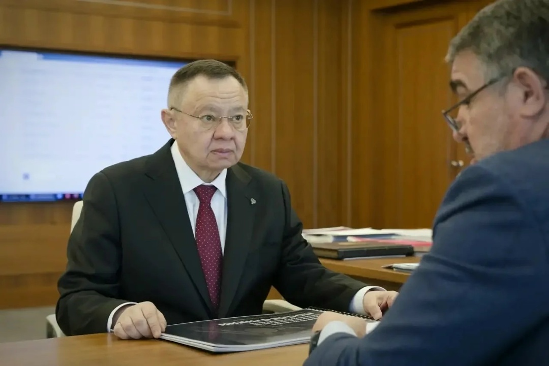 Глава Минстроя России Ирек Файзуллин провел совещание о развитии строительной отрасли и сферы ЖКХ в Чеченской Республике