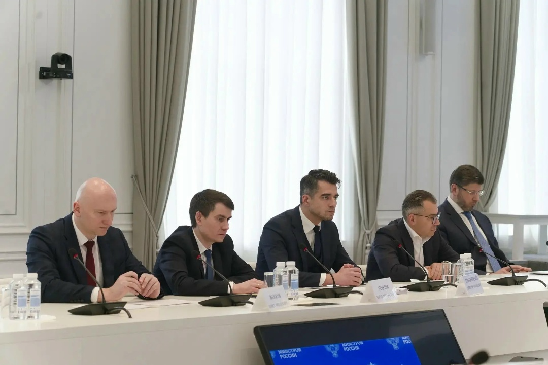 В Минстрое России обсудили повышение эффективности реализации региональных программ капитального ремонта