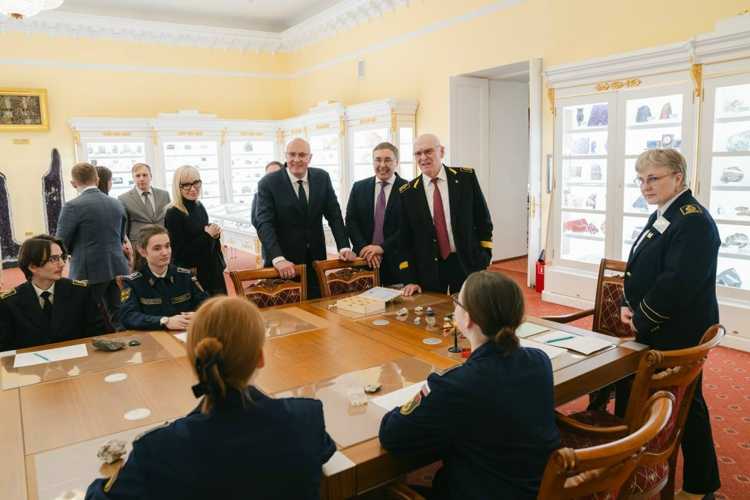 Дмитрий Чернышенко и Валерий Фальков оценили научно-технологические разработки Санкт-Петербургского горного университета императрицы Екатерины II.