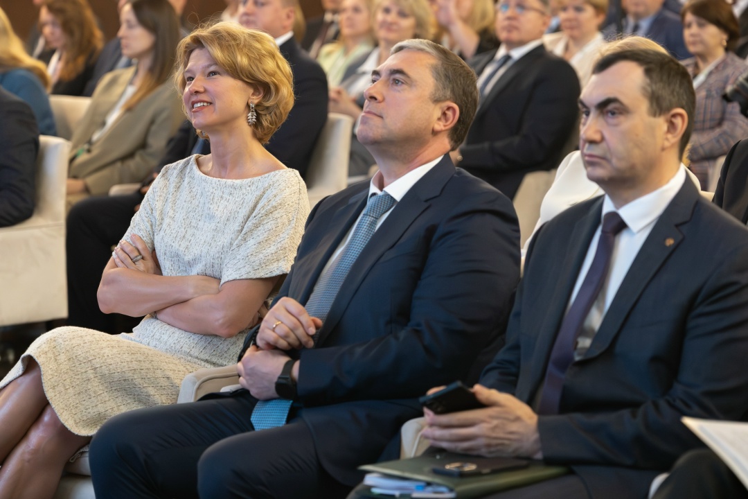 Дмитрий Патрушев: Наращивание производства и экспорта продукции АПК требует усиления контрольно-надзорной деятельности в отрасли.