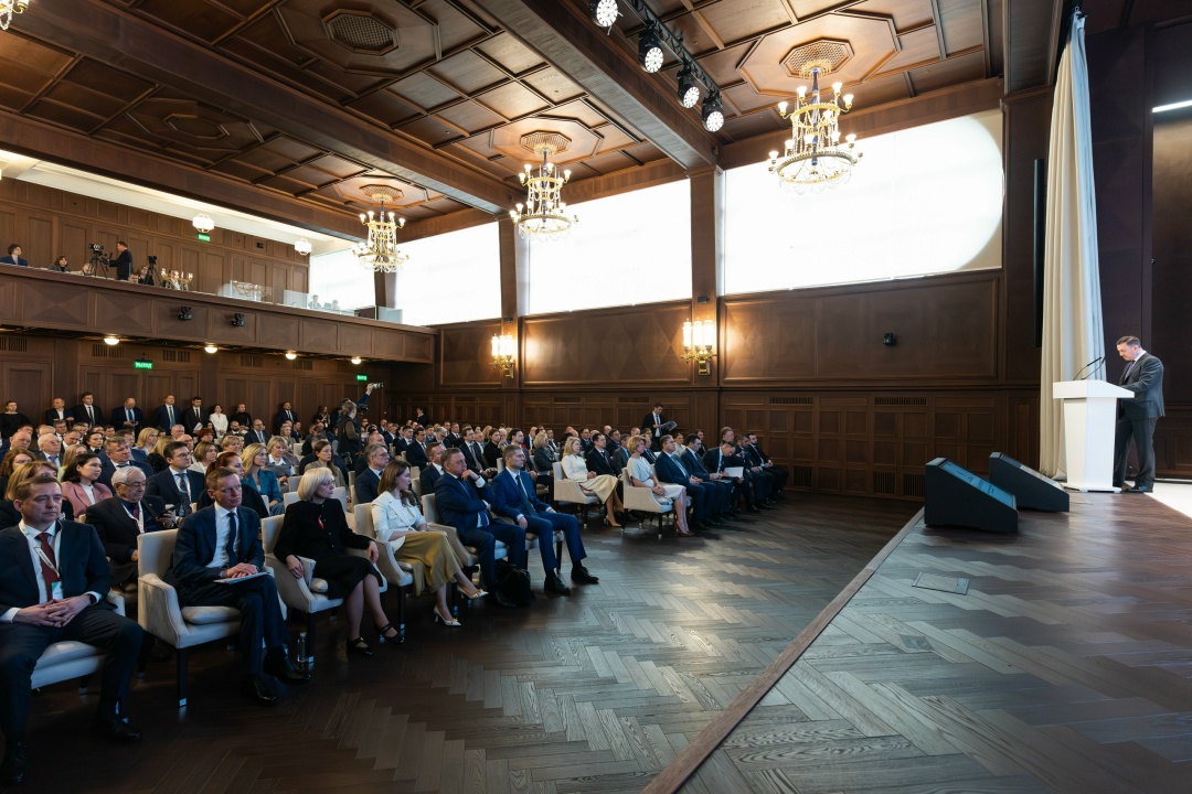 Дмитрий Патрушев: Наращивание производства и экспорта продукции АПК требует усиления контрольно-надзорной деятельности в отрасли.